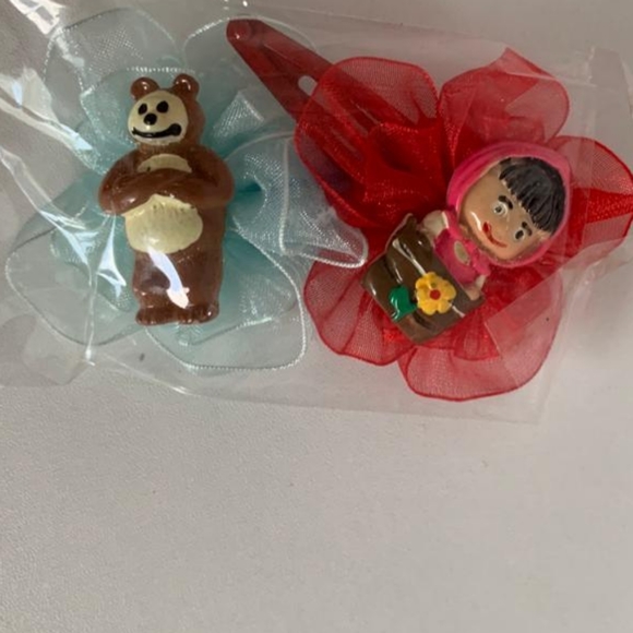 Masha and the Bear hair clips set of 4 - Picture 7 of 7